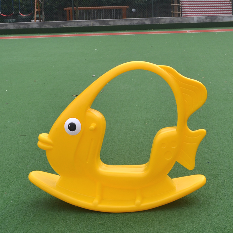 Kindergarten children's outdoor plastic rocking fish rocking horse children's toys indoor and outdoor goldfish rocking special offer