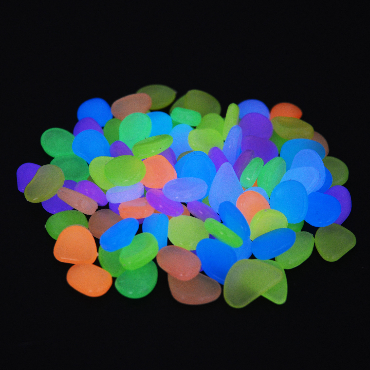 Fish Tank Landscaping Luminous Stones Aquarium Resin Super Bright Artificial Luminous Stones Pebbles Wholesale Fluorescent Stones