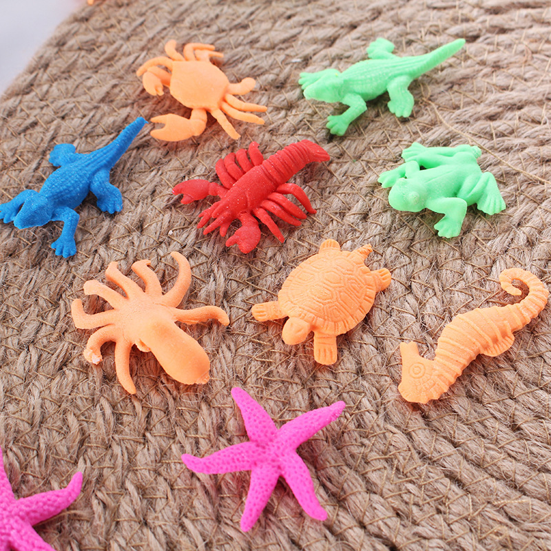 Sea expansion animals that will become bigger when soaked in water absorb water expansion sea animals water elf stall hot selling toys