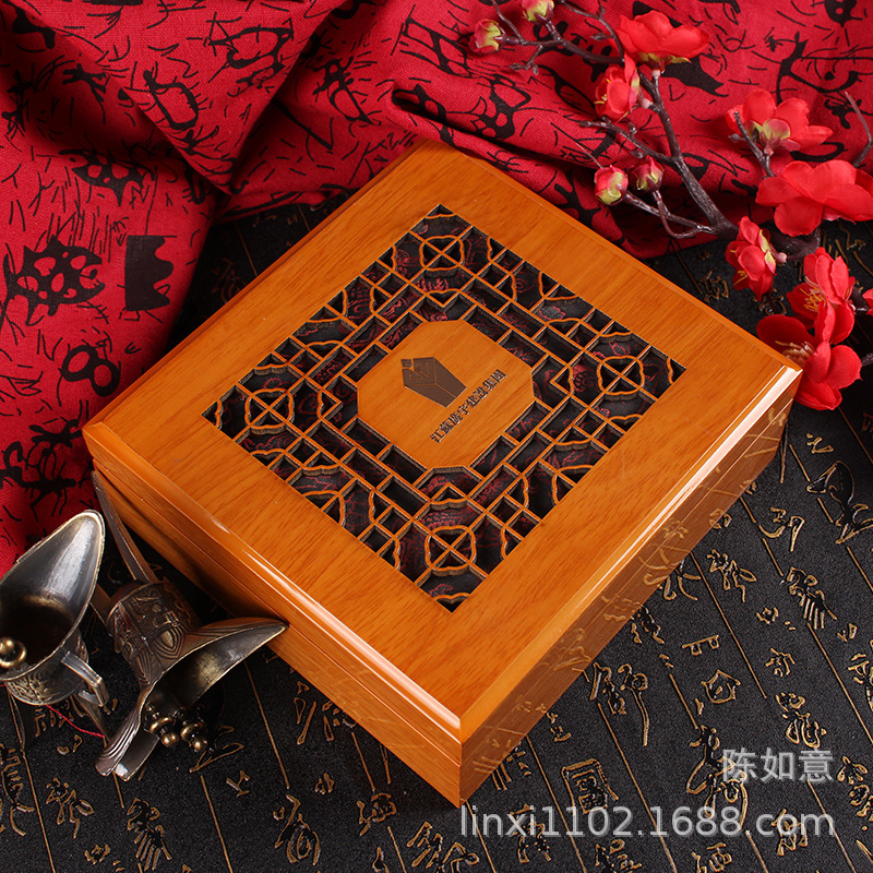 Factory wholesale commemorative coin wooden box production medal medal logo packaging box high-grade badge flip box set