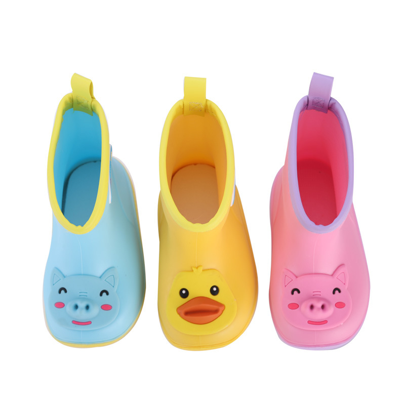 Star-chasing feet new 3D children's rain boots for boys and girls non-slip plus Velvet Baby's rain boots for children's Four Seasons water rain boots