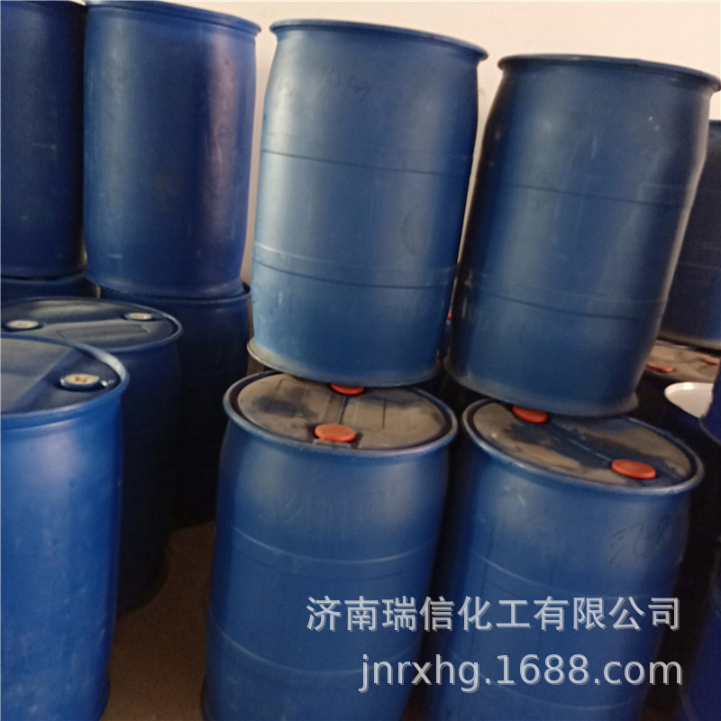 Foam non-ionic surfactant soft and smooth