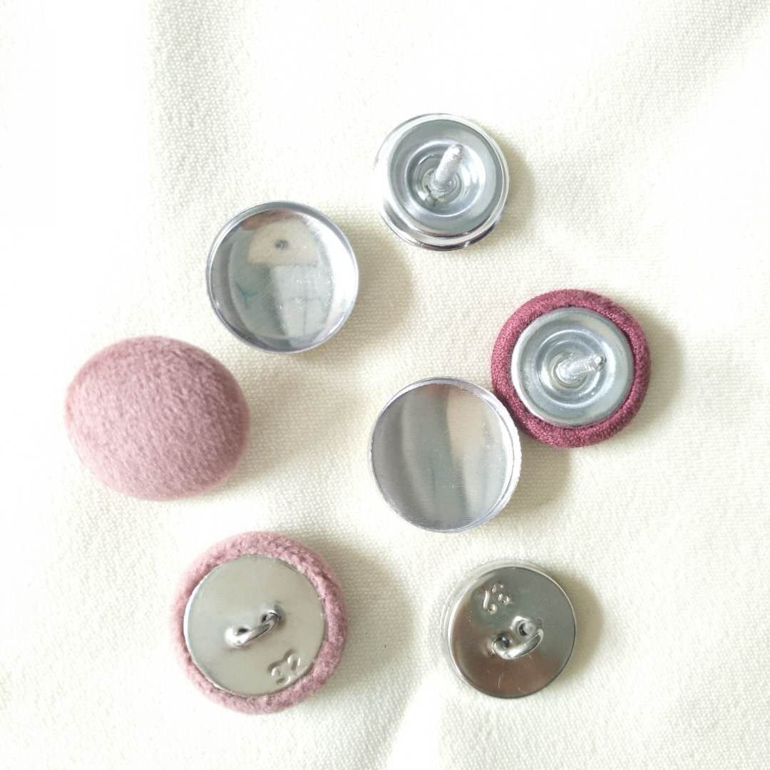 Special Offer on Processed Cloth Buttons, Complete Styles, High Production and Fast Delivery from Major Manufacturers, Iron Wire Bottom Cloth Buttons