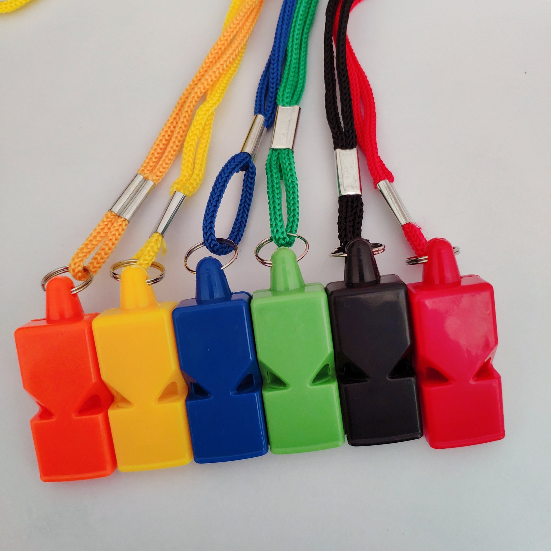 Свисток для судей с лямкой, свисток для футбольного и баскетбольного судей, игрушечный свисток для детей