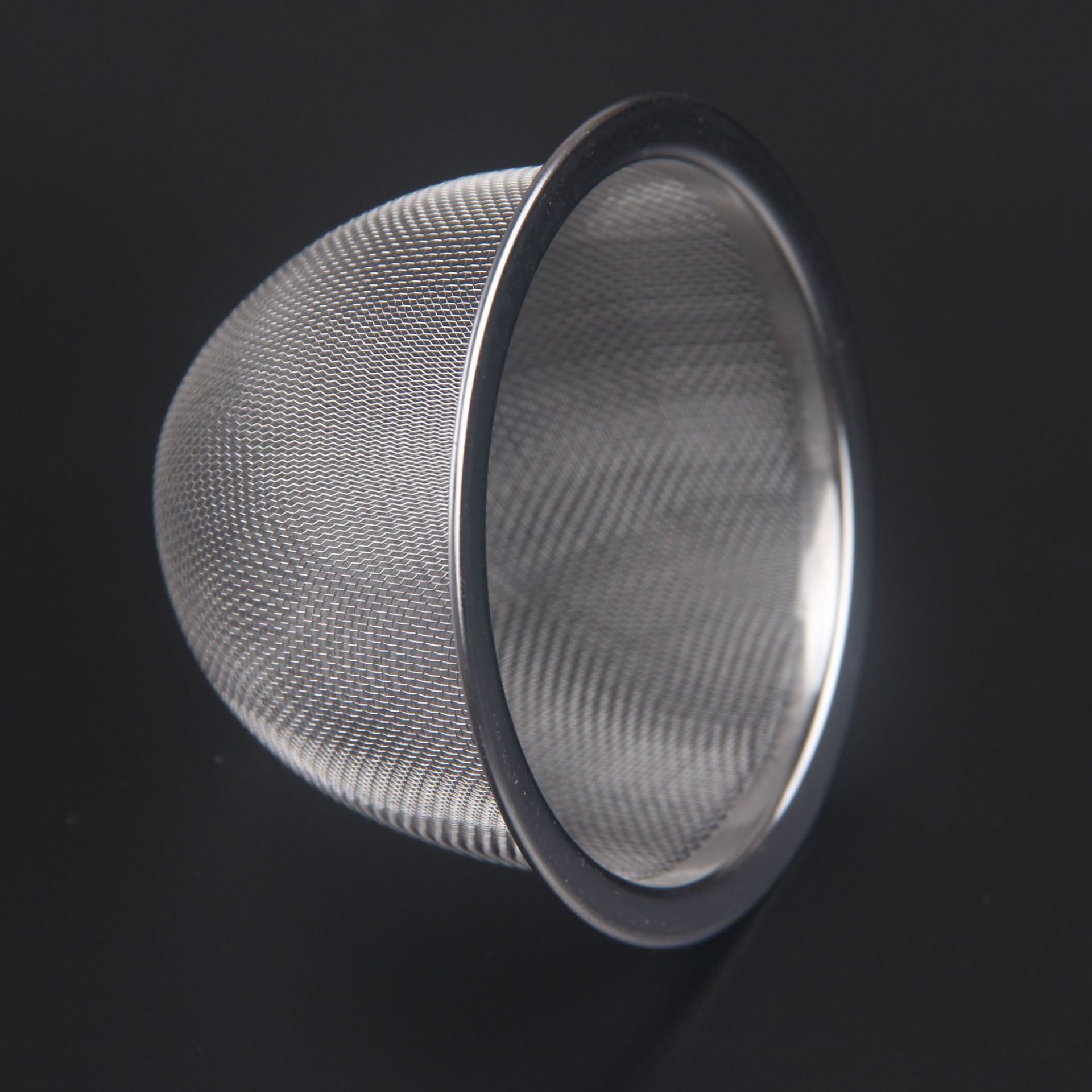 Xinlihua craft 3.6-9.5cm teapot high quality 304 stainless steel filter screen isolation tea residue size