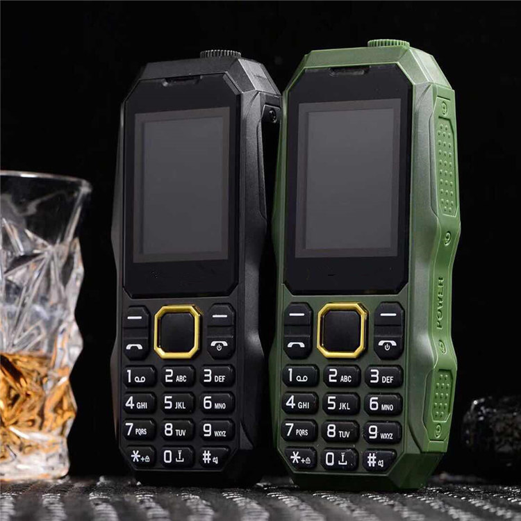 Низкая цена Новый Оптовая Двойная сим Двойной режим ожидания Голосовой Король Bluetooth Фонарь Поддерживает Многоязычный Функциональная машина для пожилых людей