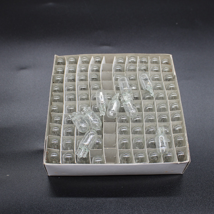 T10 Car Instrument Halogen Bulb Width Indicator Light 12V24V-3W-5W Small Plug-In Bulb W5W License Plate Light Width Indicator Light