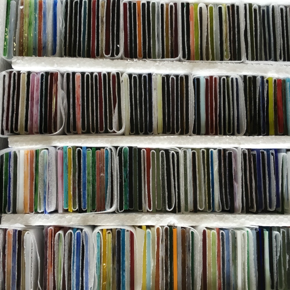 [Colors over 300 Years Old] Tiffany Stained Glass Church Glass Full Set of Colorful Samples