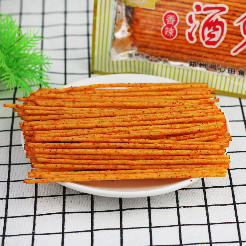 Kun Kun drunkard spicy bar 16 g/bag 8090 nostalgic snacks Snacks childhood taste leisure spicy food wholesale