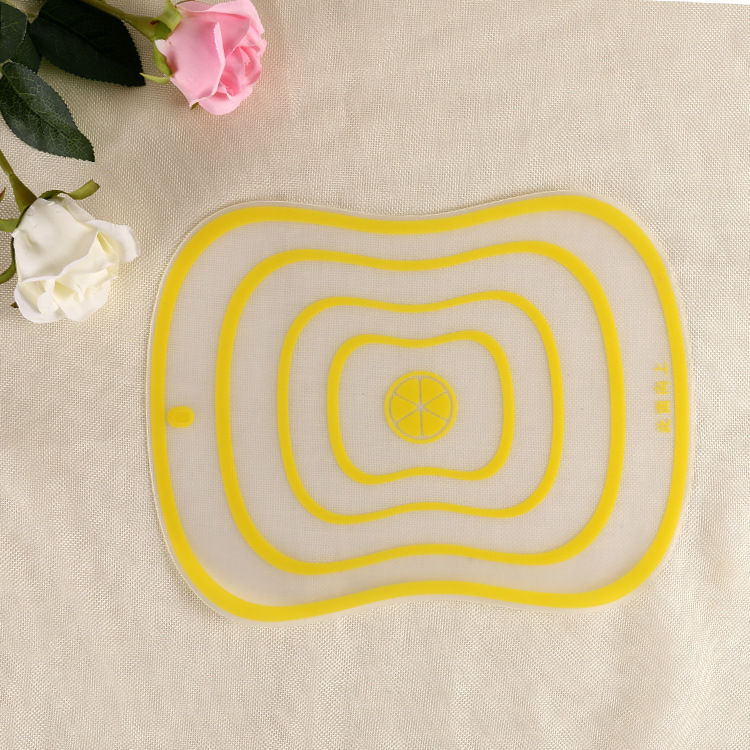 Spot sheet cutting board bendable frosted cutting board plastic PP fruit and vegetable classification cutting board