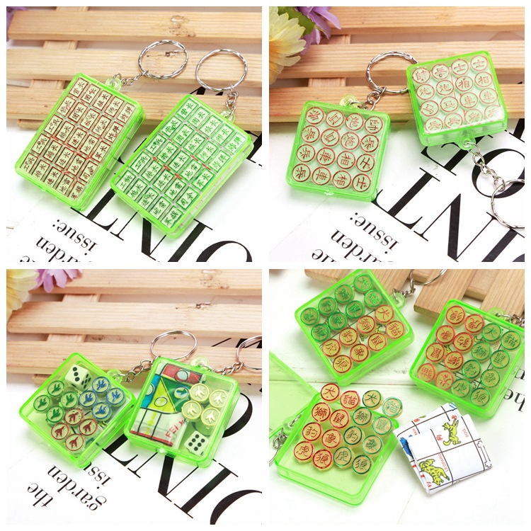 Мини шахматы, шахматы-ловушка, шахматы наземной войны, мини летающие шахматы, шахматы-брелок, оптовая продажа по одной или двум юаням