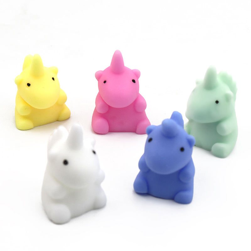 Factory wholesale super cute decompression small animal pinch music TPR soft rubber Dumplings seal King vent toys