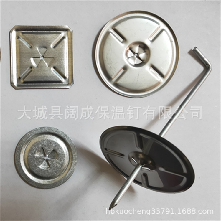 Производитель производит гвозди для изоляции из низкоуглеродной стали, L-образные сварочные гвозди, нержавеющие гвозди с соответствующими самозажимными пластинами