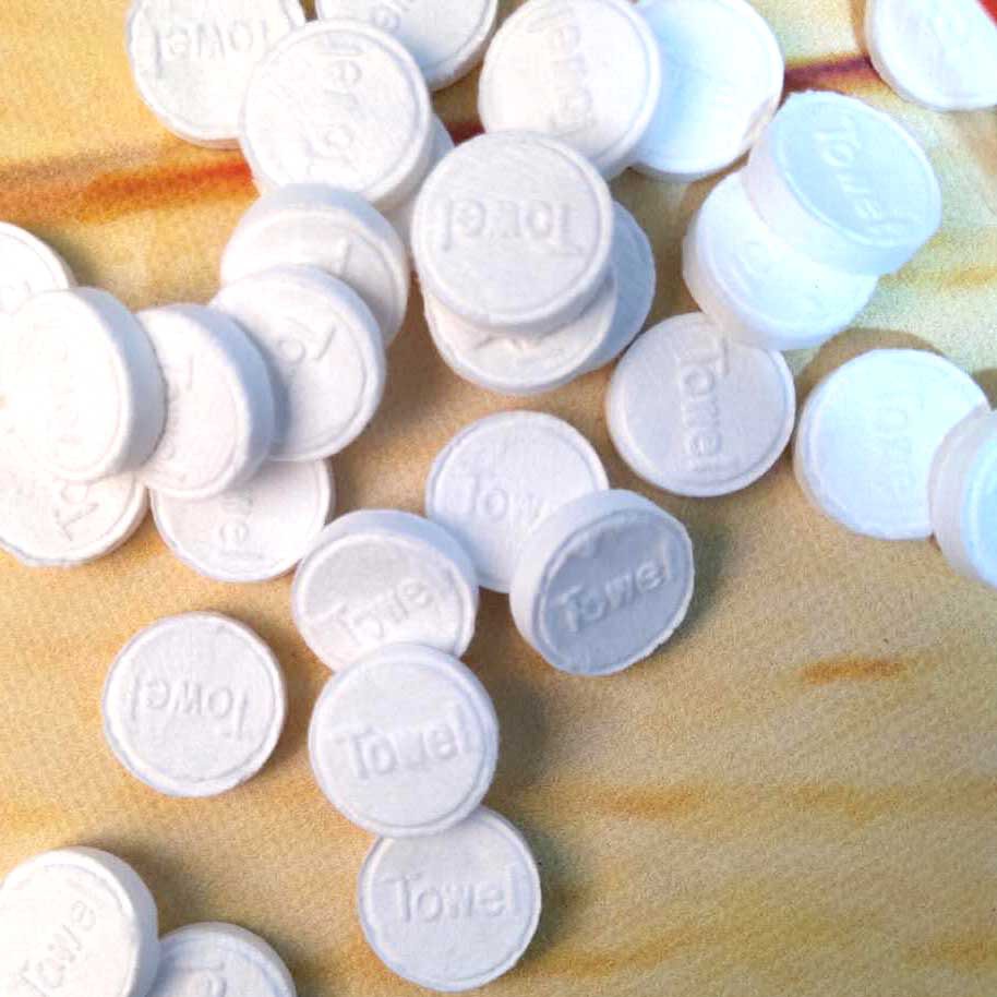 Disposable compressed towel candy cotton cleansing towel small square towel portable hotel travel compressed face towel