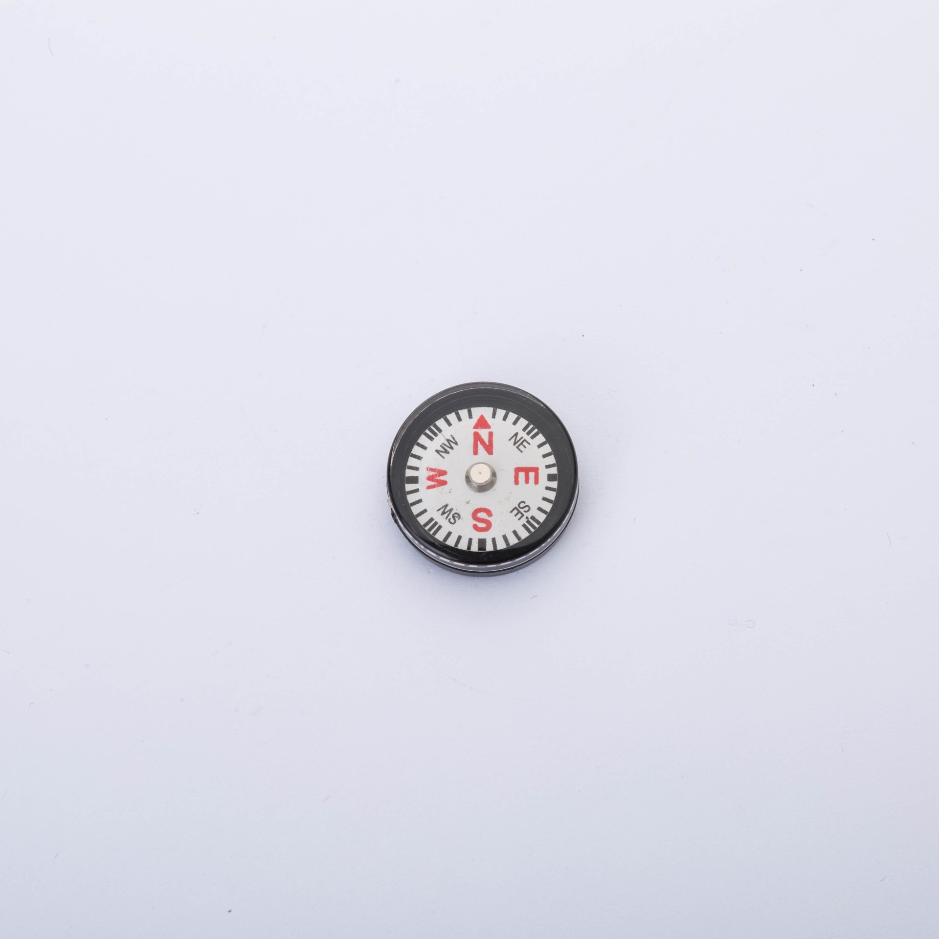 Professional manufacturers supply outer diameter 16mm compass outdoor accessories North needle miniature plastic compass