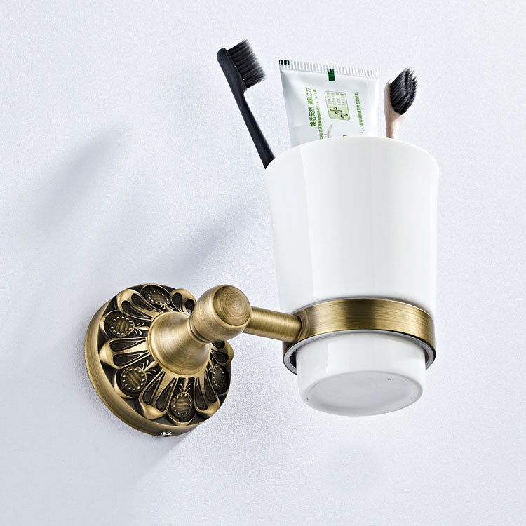 Ou Bei Sanitary Ware Factory Wholesale Antique Bronze Embossed Round Chassis Ceramic Cup Gargle Cup Single Cup Holder Bathroom Hardware