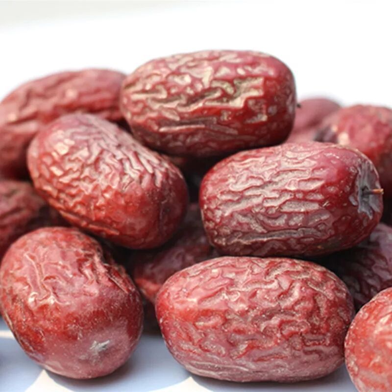 Xinjiang uncleaned gray jujube with soil large red dates bulk meat thick sweet hanging dried gray jujube
