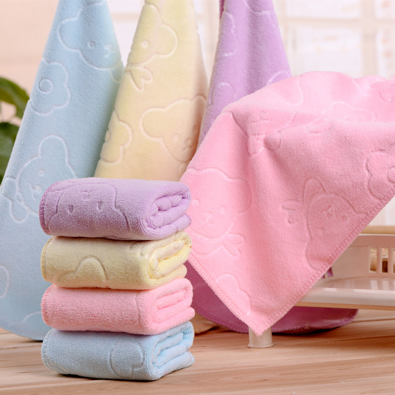 Factory wholesale microfiber embossed 25*25 small square towel absorbent soft thick gift towel can add logo