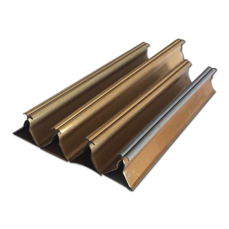 Triangular Ribbed Aluminum Gusset Board Auxiliary Material, Billboard Aluminum Gusset Board, Ribbed Board Manufacturer with Large Supply, Favorable Price, Moisture-Proof Ceiling