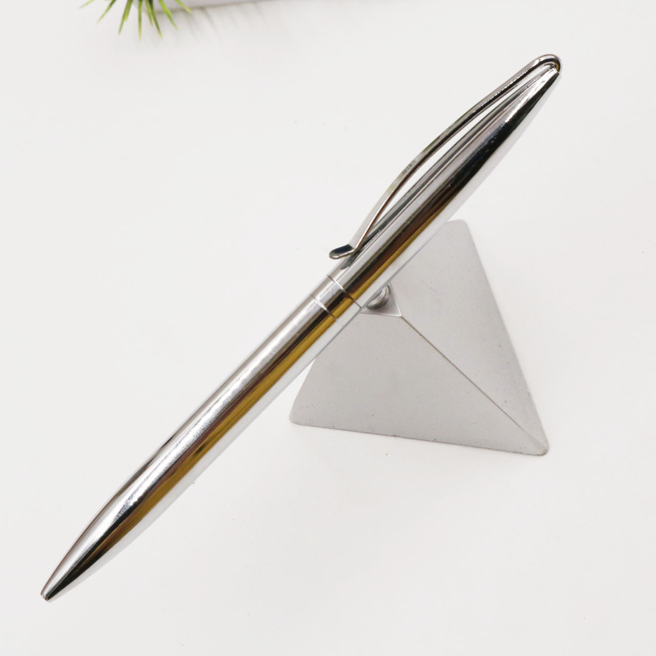 Table Pen Manufacturers Supply Aircraft Magnetic Floating Table Pen