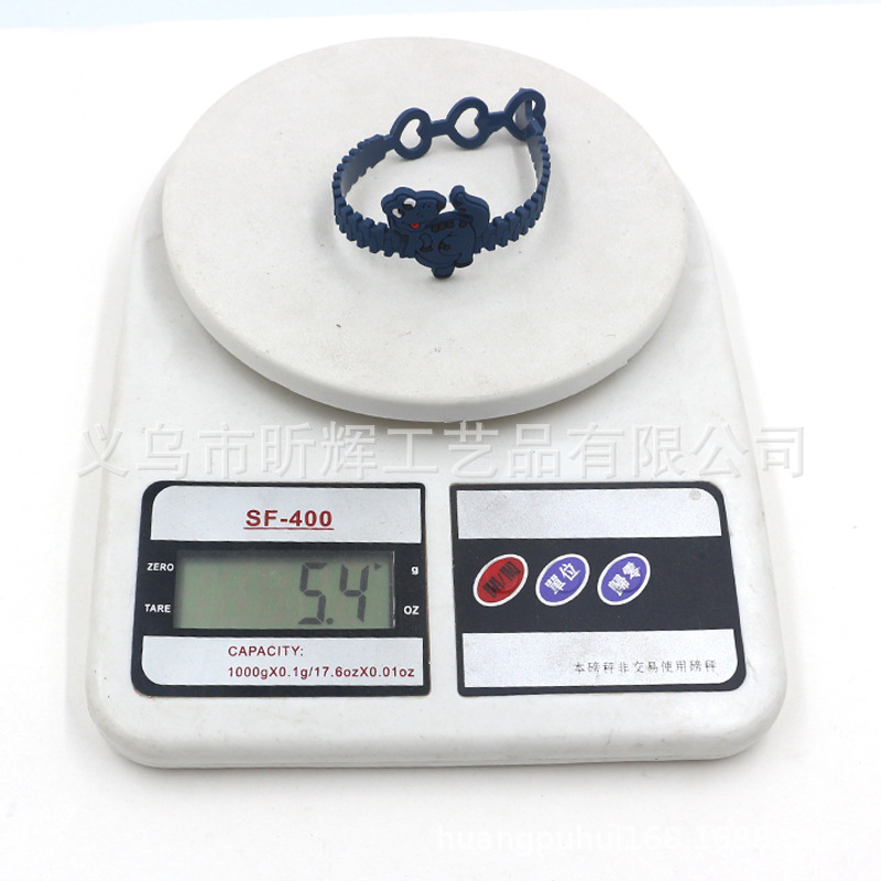 Cross-Border Factory Direct European and American three-hole adjustable dinosaur bracelet pvc cartoon wrist strap dinosaur children's bracelet