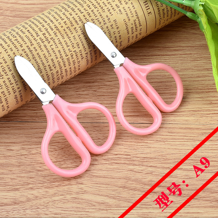 Factory in stock supply sewing kit household scissors mini student portable scissors children handmade small scissors wholesale