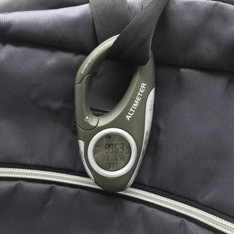 Carabiner Handheld Electronic Altimeter Barometer Altitude Gauge Thermometer Outdoor Fishing Barometer