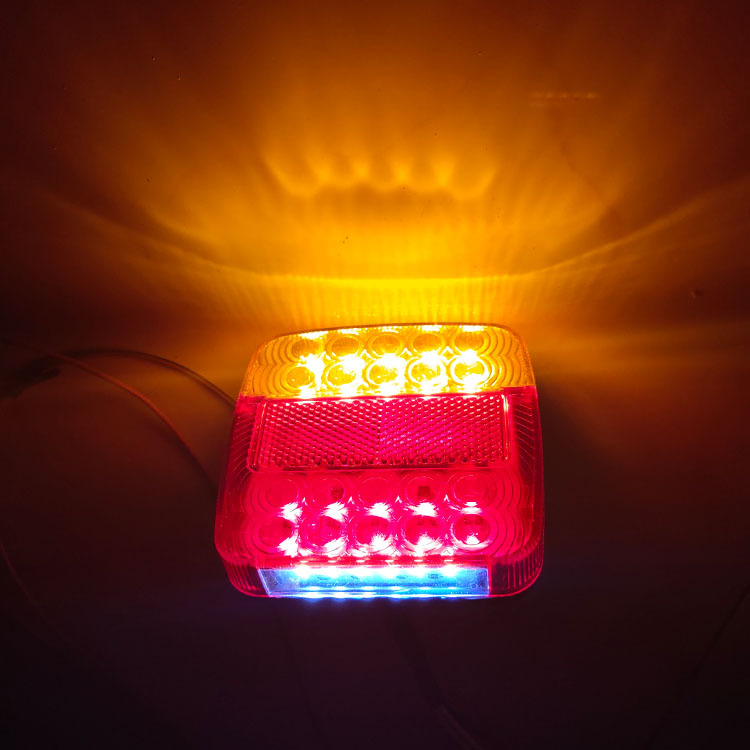 Factory supply 12V high life LED square light 20 + 6LED red and yellow double color tail light Amazon ebay supply