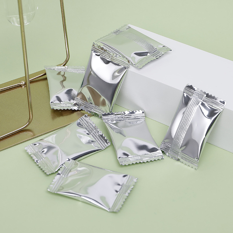 Spot wholesale solid glass water car effervescent tablets car concentrated wiper essence strong decontamination liquid Four Seasons Universal