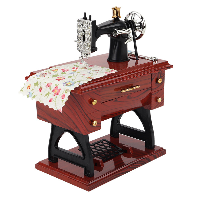YL1010 small size retro nostalgic wind simulation sewing machine music box music box girl birthday creative gift