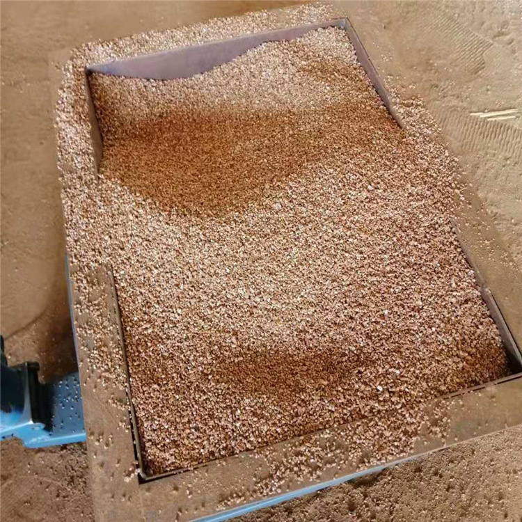 Vermiculite Whole Bag Manufacturer Supplies Animal Incubation Vermiculite Seedling Cutting Mixed Vermiculite Warm Patch Insulation Vermiculite