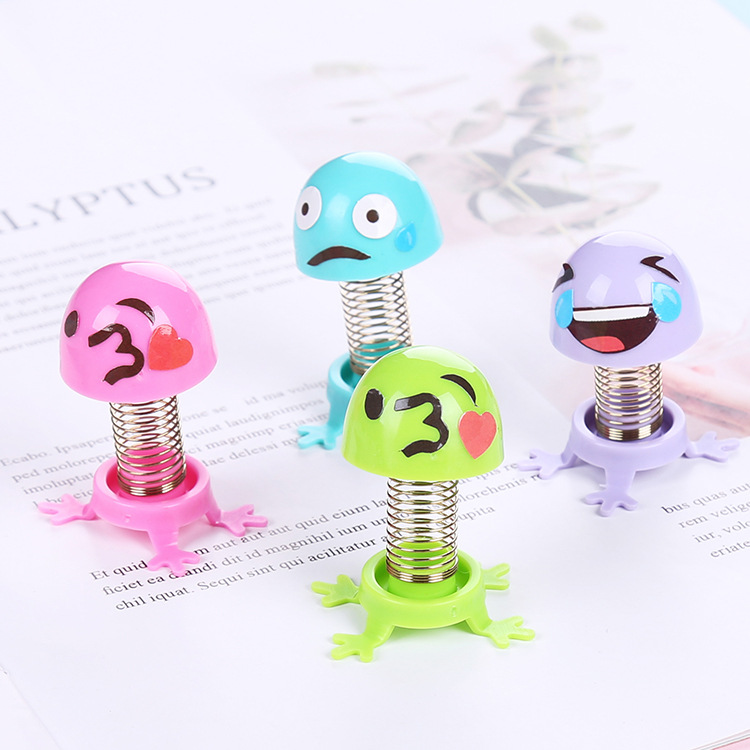 Creative Desktop Educational Family Toy Mini Assembled Spring Villain Cartoon Expression Doll Gashapon Micro-Business Scan Code