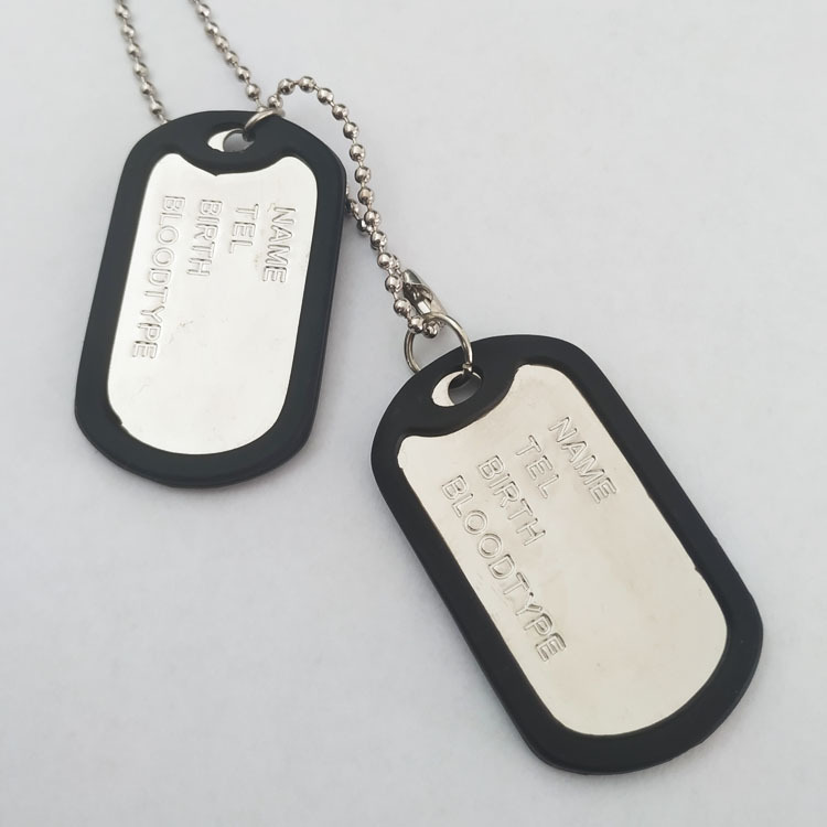 Our factory directly supplies a large number of spot European and American four-row letters double-label dog necklace American soldier brand men's wholesale pendant