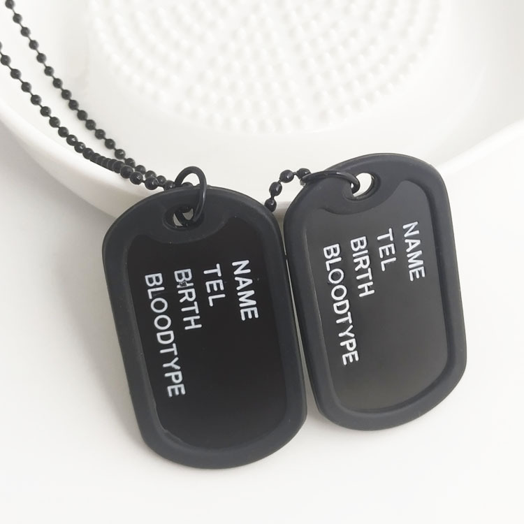 Our factory directly supplies a large number of spot European and American four-row letters double-label dog necklace American soldier brand men's wholesale pendant