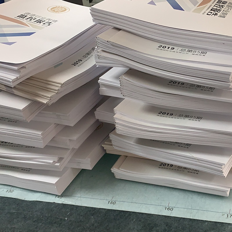 Black and white printing materials printing brochures printing instructions business cards custom printing binding teaching materials printing