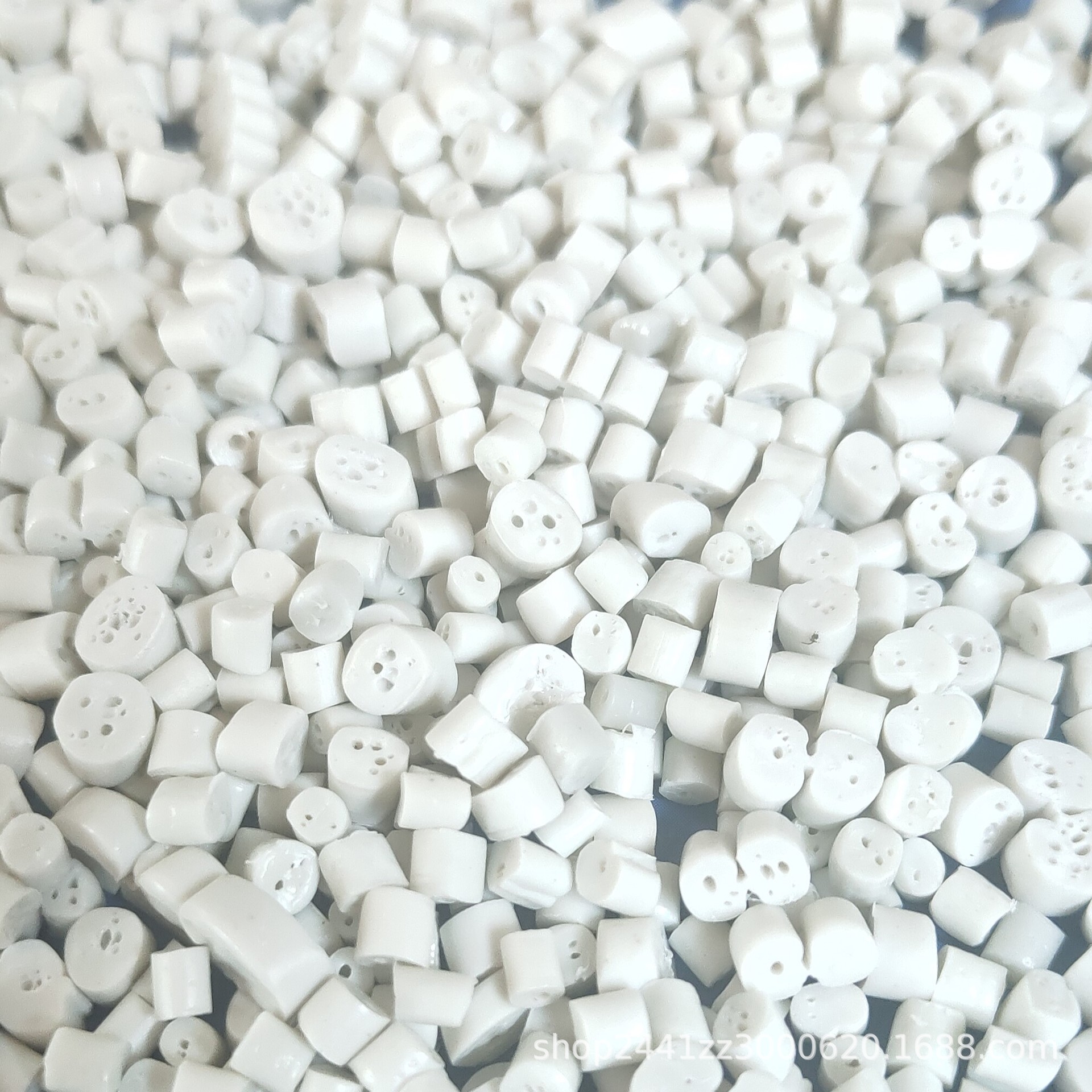 Supply low pressure feeding bottle return particles HDPE Wahaha yogurt bottle regeneration low pressure particles