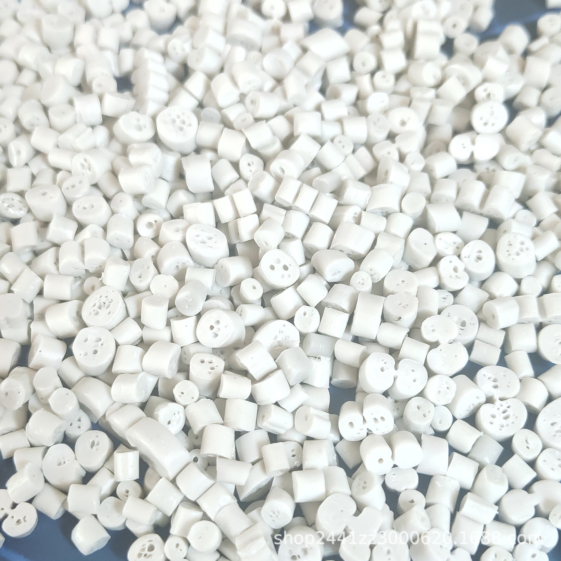 Supply low pressure feeding bottle return particles HDPE Wahaha yogurt bottle regeneration low pressure particles