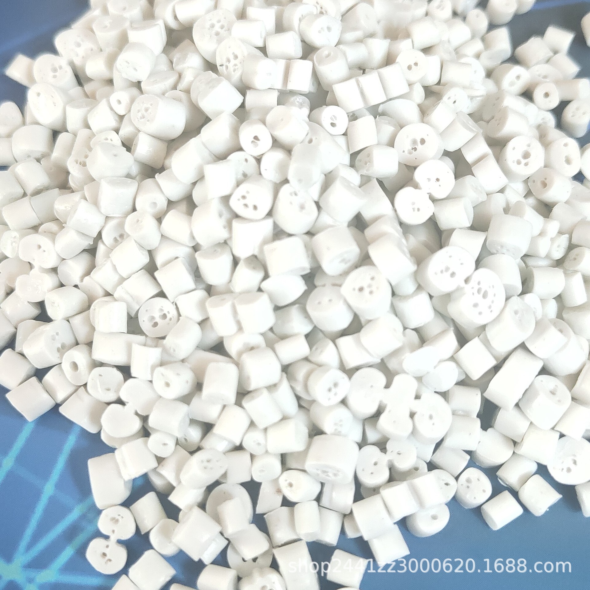 Supply low pressure feeding bottle return particles HDPE Wahaha yogurt bottle regeneration low pressure particles