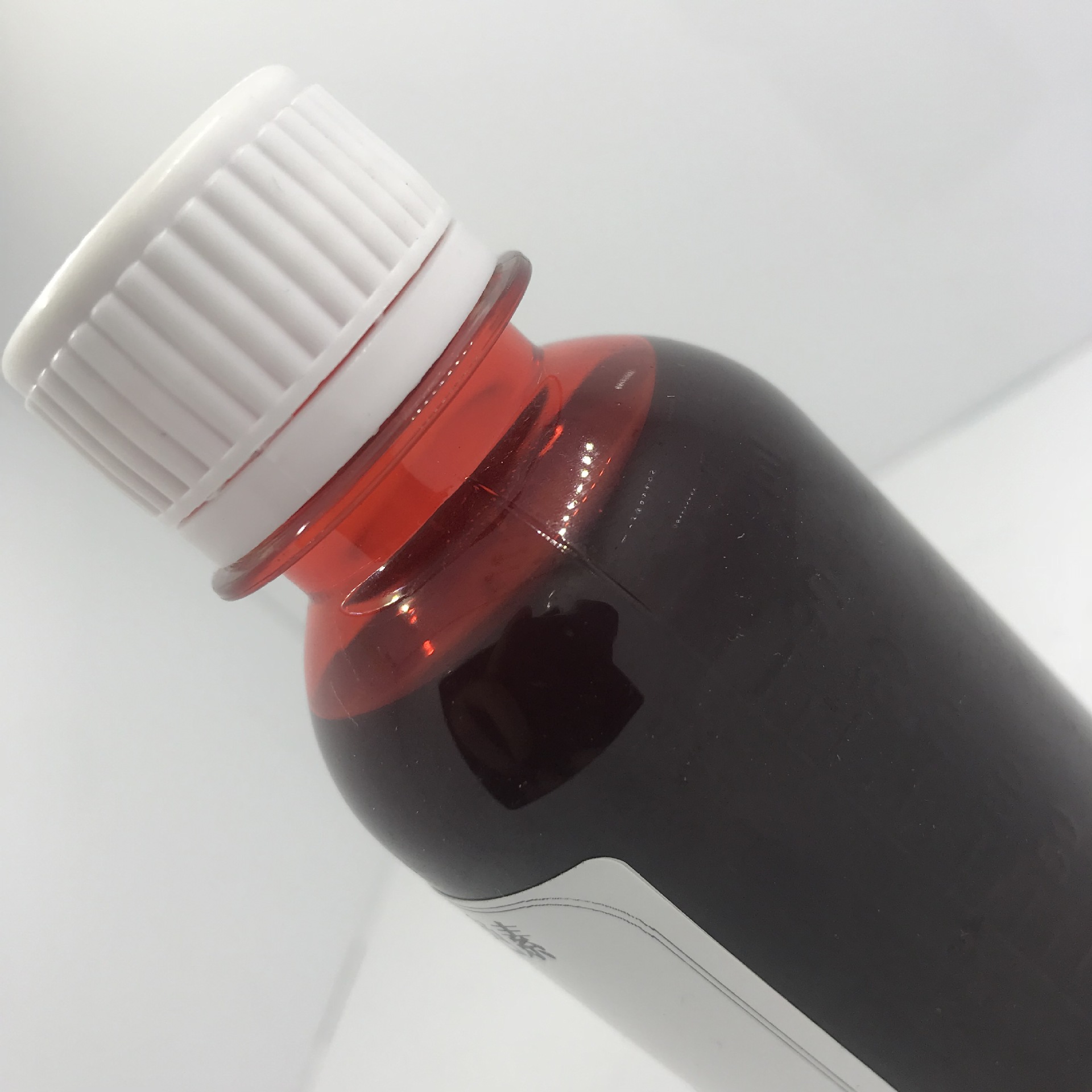 Oil-soluble red pigment oil-soluble pigment daily chemical special pigment sample red pigment