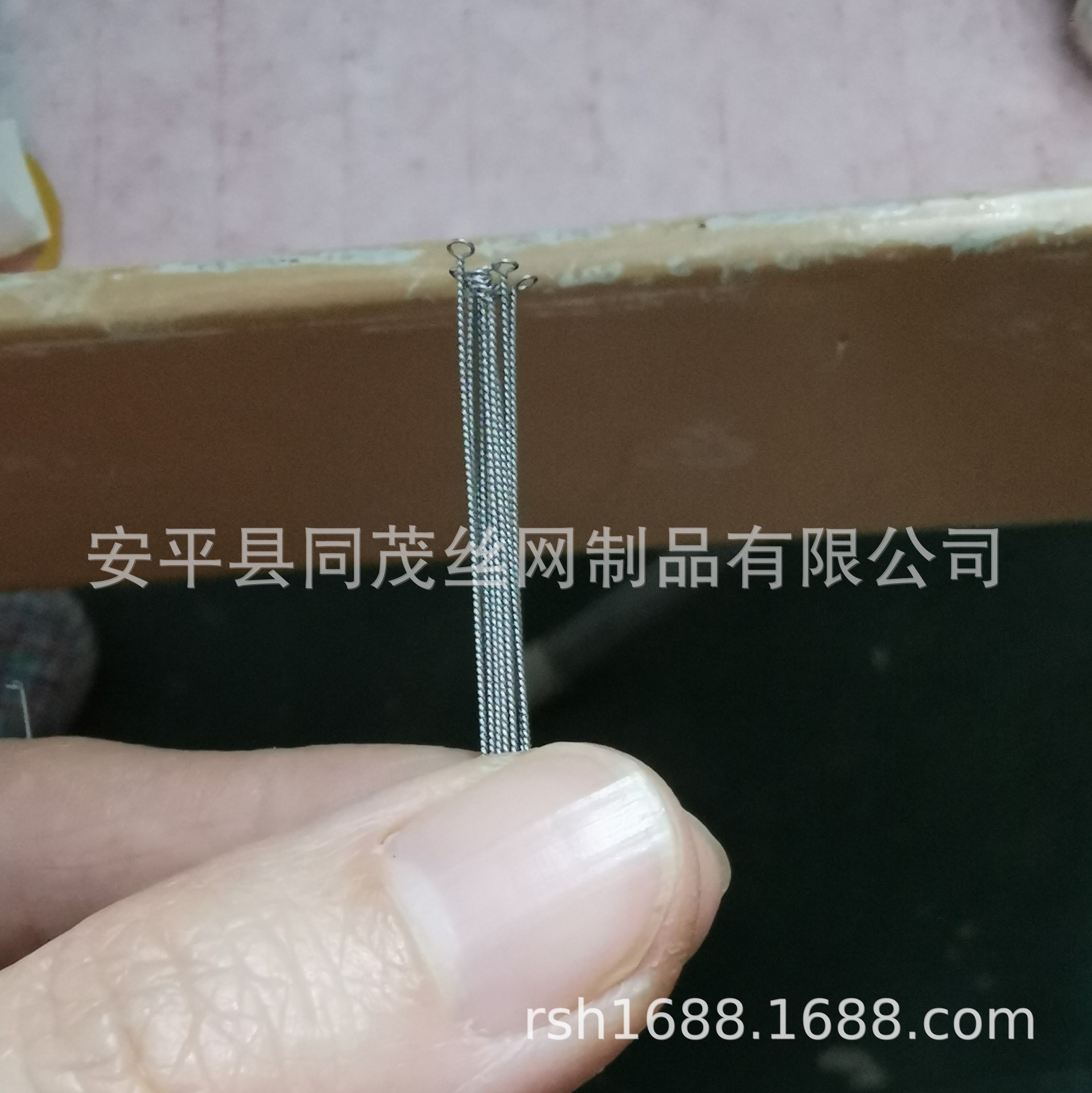 304 Stainless Steel Ear-Picking Golden Copper Wire Ear-Picking Spoon Straightened Twisted Wire Twisted Wire Threaded Wire Water Drop Type