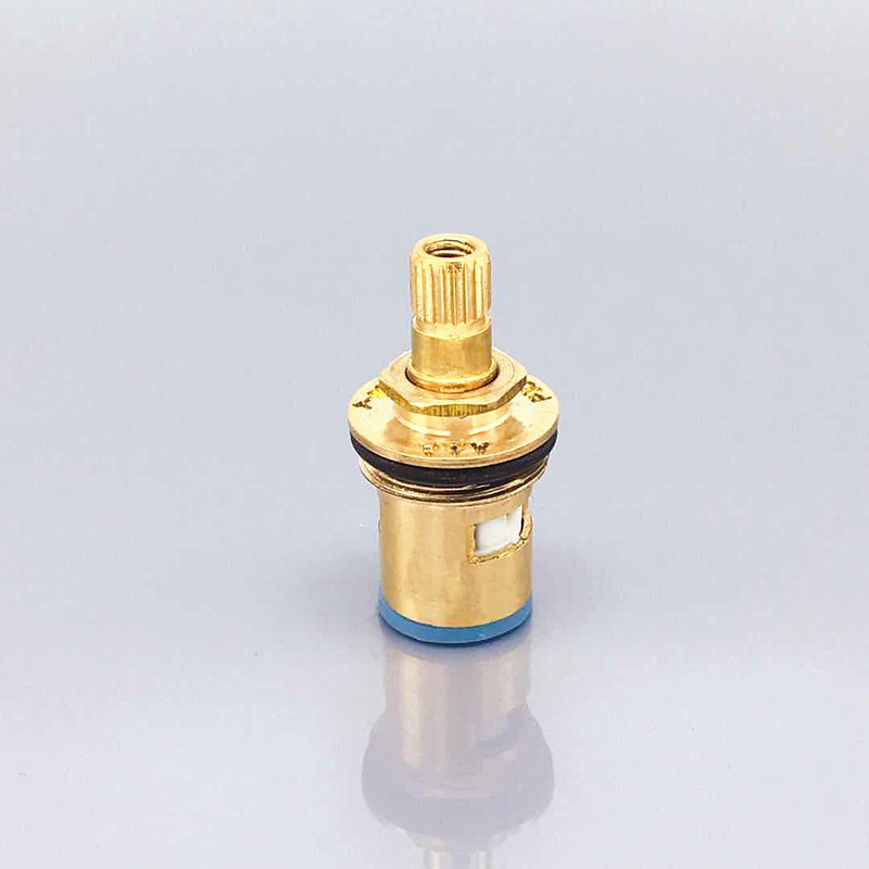 Single Cold Valve Core, Various Thickened Specifications with Retaining Ring, Copper Valve Core Body, Ceramic Disc, Commonly Used Angle Valve for Faucets, Concealed Valve