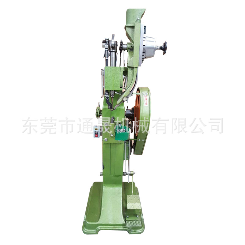 Rivet machine small helmet rivet machine hollow nail rivet machine hardware rivet locomotive clothing manufacturers supply
