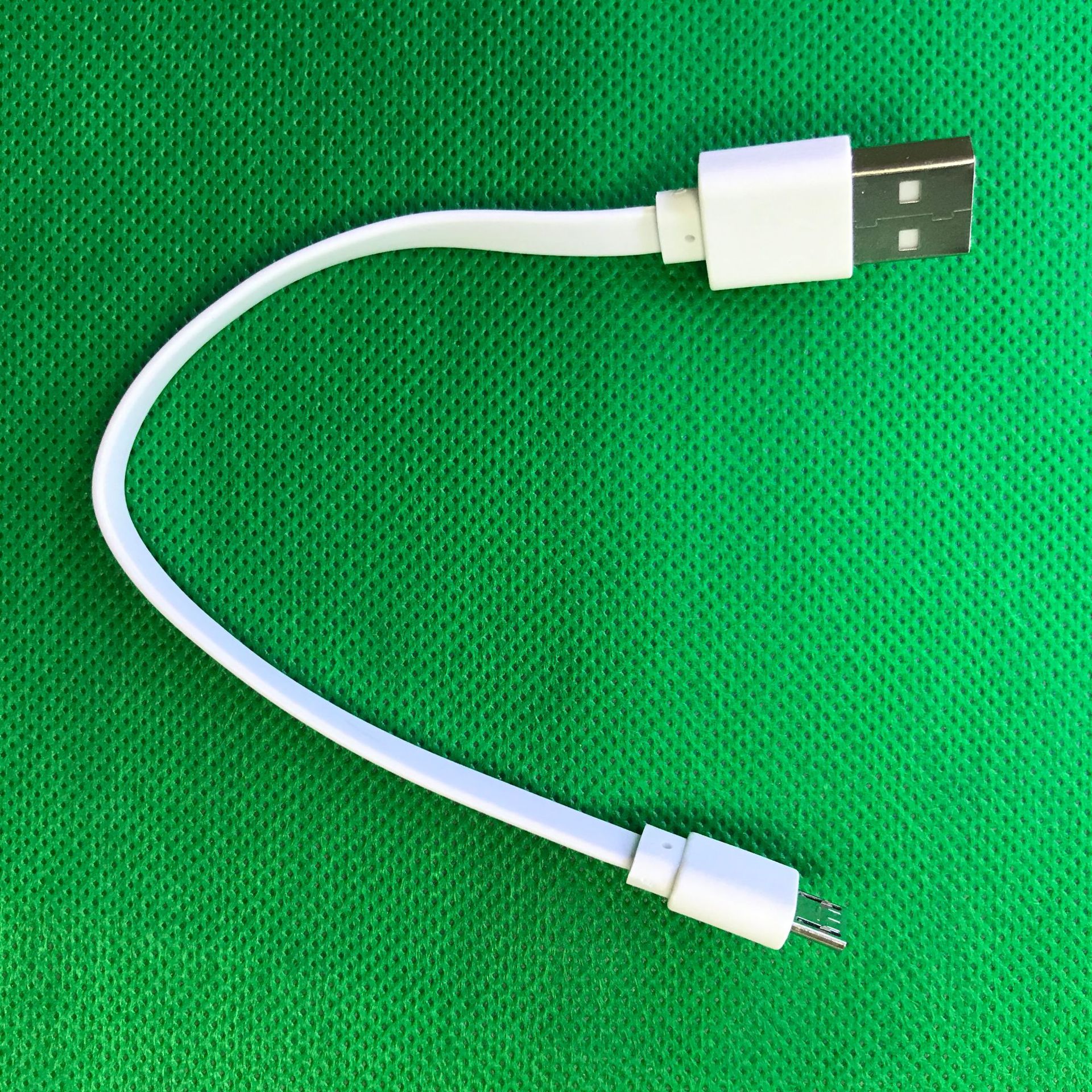 Noodle line micro usb Android charging Line 2A line v8 flat line short line environmental protection line with machine line 20cm2A