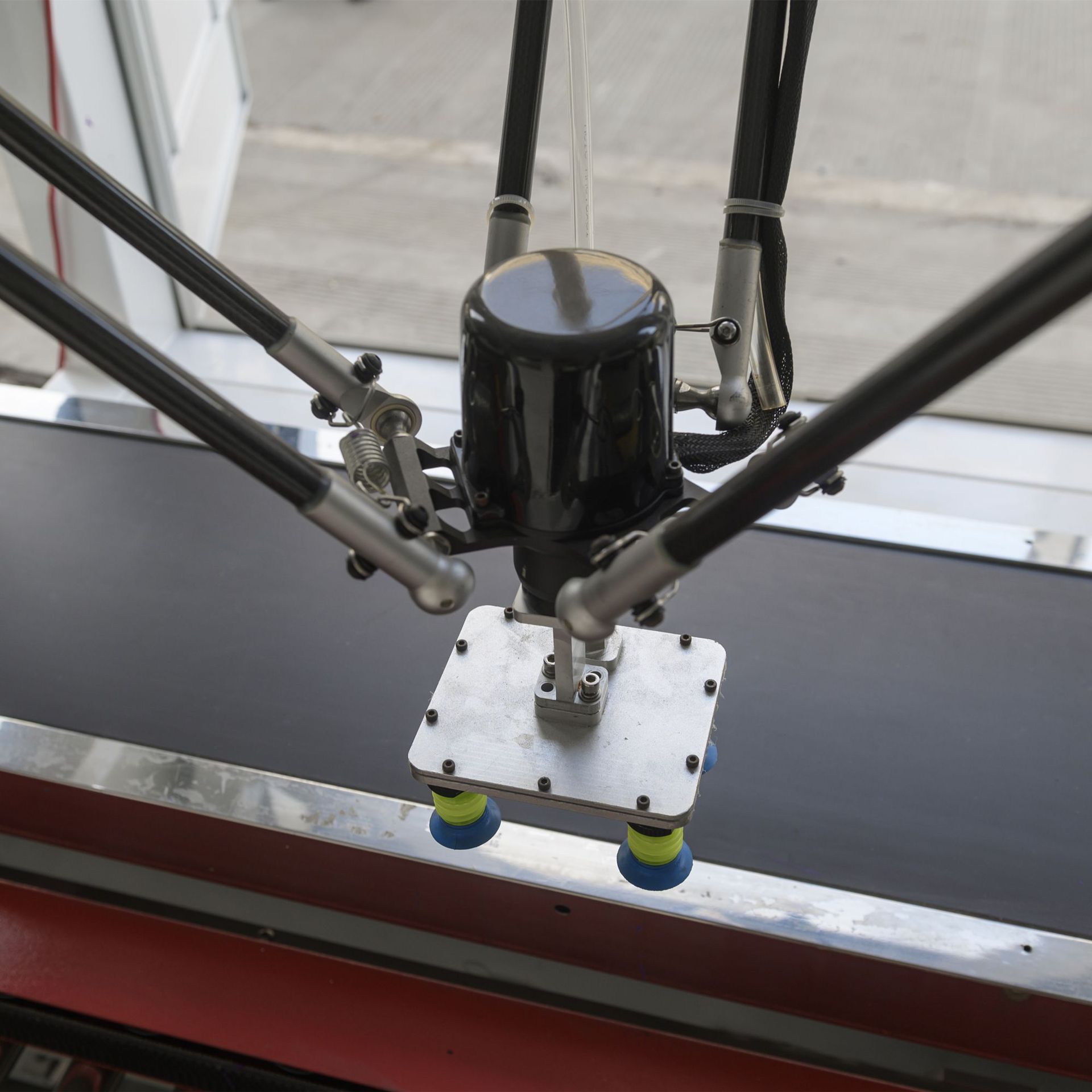 Spider Mobile Phone Robot Intelligent High-Speed Sorting and Handling Code Cell Classification Food Automatic Box Parallel Robot