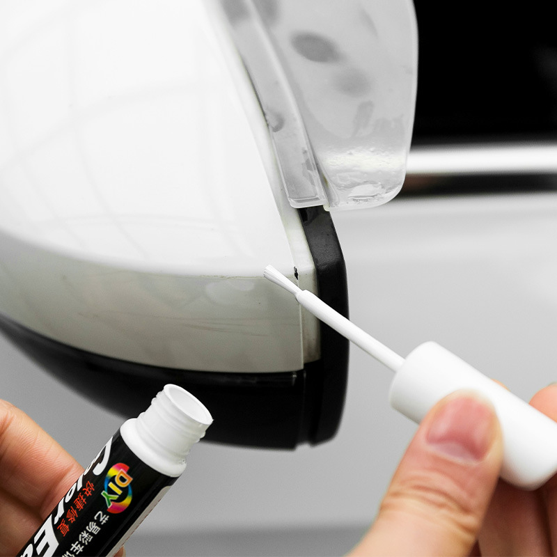 Car paint pen Pearl White scratch repair agent black depth mark special self-painting silver paint pen