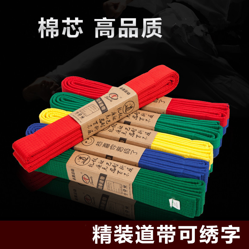 Производители производят пояса по тхэквондо, пояса по карате, пояса для продвижения, оптовая продажа поясов по тхэквондо с вышитыми словами