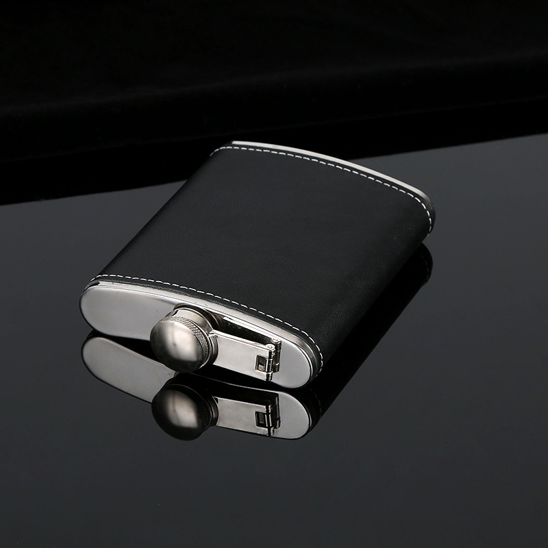 Factory wholesale PU leather half jin 5-9 oz stainless steel portable wine bottle Russian outdoor high-end wine pot