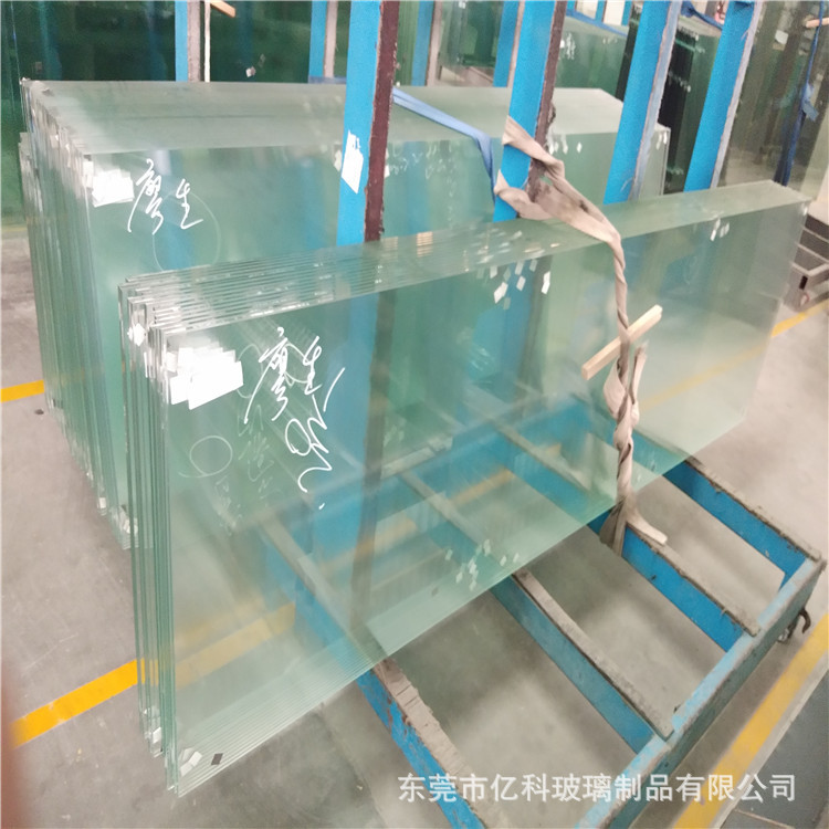 Производитель из Гуандуна предлагает закаленное стекло 12мм ультра-белое закаленное стекло 10мм белое стекло армированное стекло оптовое производство