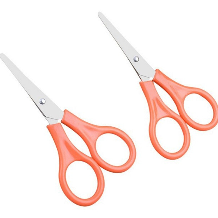 Emergency bag accessories small scissors household sewing bag gauze scissors mini student scissors size 9 * 4.8cm