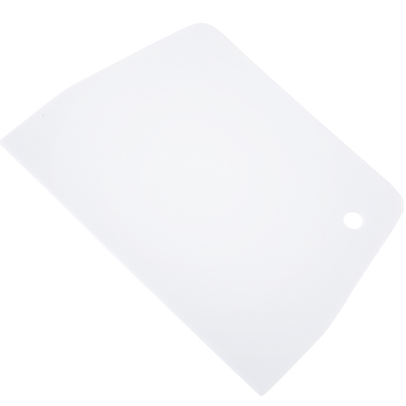 Scraper tool for baking cake plastic rice rolls cream panel hanging water plate scraper household kitchen cutting knife